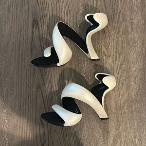Julian hakes mojito heels